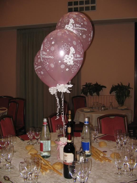 Hotel Piemonte Lanzo Torinese Bagian luar foto